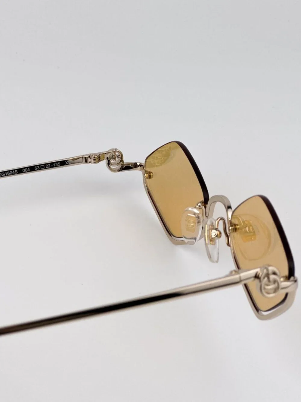 Gucci Unisex Sunglasses | Gold Cat Eye Rose Mirror GG Pattern | GG1604S 004